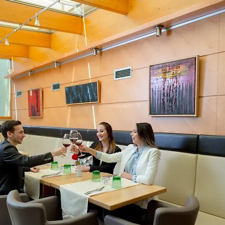 Hotel Business-hotel Stockinger 4*